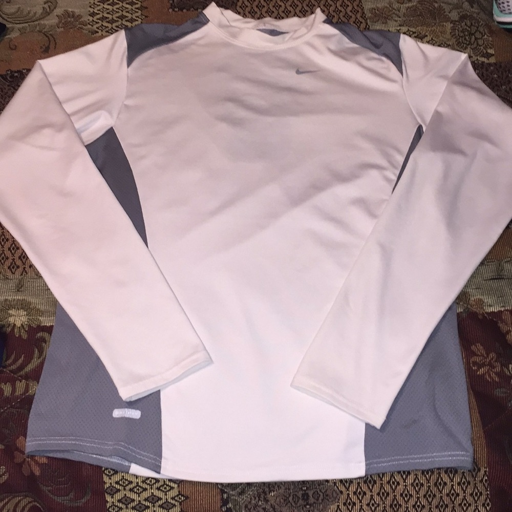 Nike Long sleeve🖤